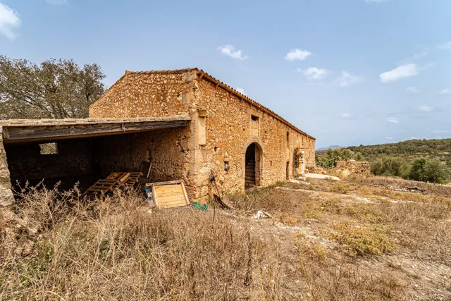 Casa Rústica del Siglo XVIII con 46 hectáreas de terreno, en la cima de una montaña en Manacor — 4