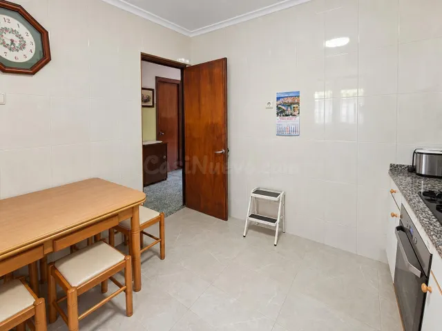 Casa en Carbayín: cuatro dormitorios, dos garajes y terreno para disfrutar de la vida de pueblo — 5