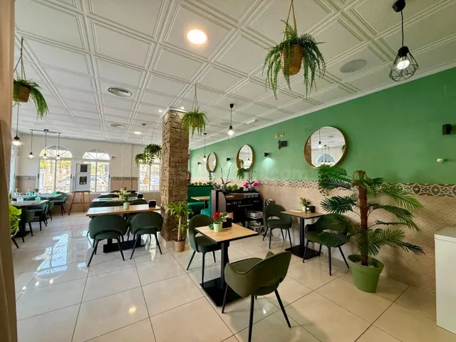 Local comercial 101m² en alquiler - Los secanos — 46
