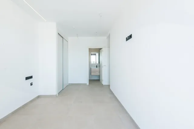 Apartamento de 3 dormitorios en Punta Prima — 18