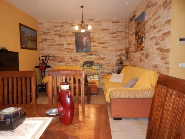 EXCLUSIVA CASA ADOSADA EN VENTA EN BOCAIRENT (VALENCIA) - foto 5