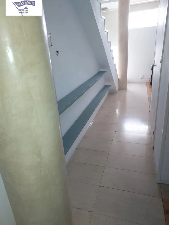 LOTE DE INMUEBLES COMPUESTO POR TRÍPLEX, BAJO TIPO LOFT Y GARAJE — 12