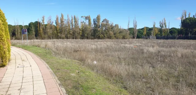 Urbis te ofrece parcelas urbanas en Aldeamayor de San Martín, Valladolid. — 11
