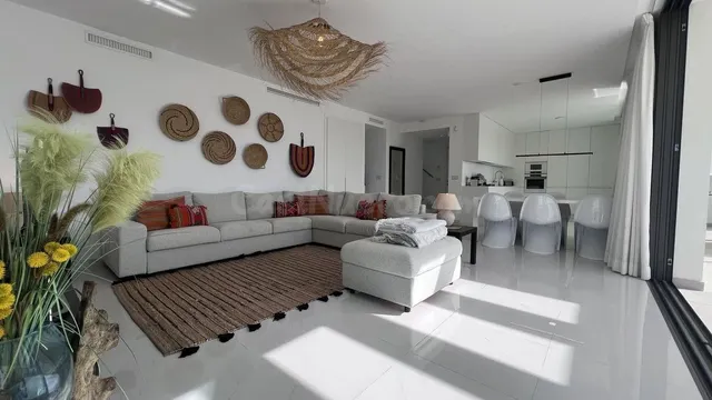 Ático 3 habitaciones 134m² en venta - Zona Las Mesas - foto 2