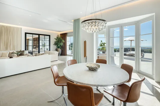 Chalet 7 habitaciones 937m² en venta - Costa del Sol — 16