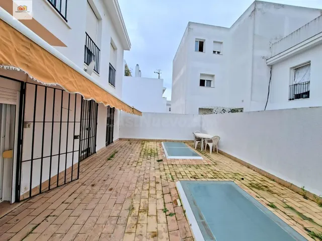 MAGNIFICO PISO EN EL CENTRO DE CHICLANA - foto 5