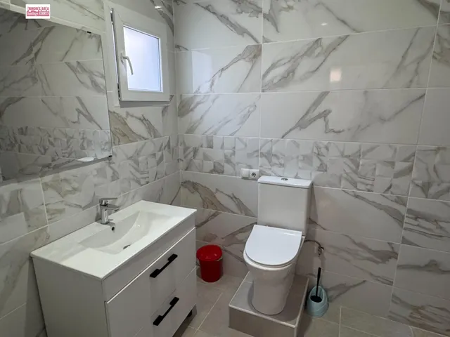 VENTA DE CASA EN BENIFAIO CON ACCESO POR DOS CALLES — 19