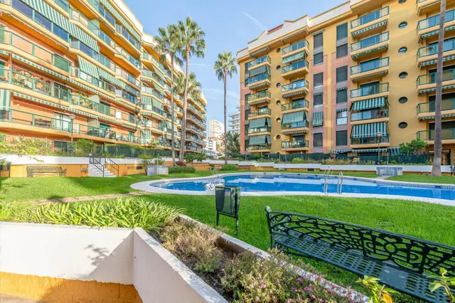 Exclusiva vivienda en primera línea de playa en el bajondillo – Torremolinos — 30
