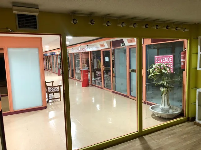 SE ALQUILA OFICINA EN PLENA CALLE ZAMORA. - foto 4