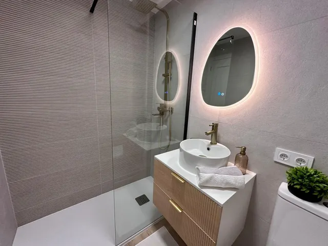 Apartamento 2 habitaciones 55m² en venta - Estacion de autobuses — 13