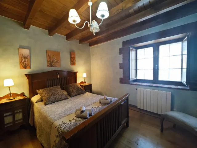 CASA PAREADA CON JARDÍN EN CIEZA — 16