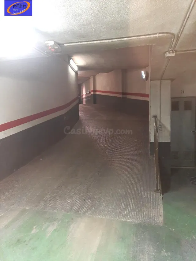 AMPLIA PLAZA DE GARAJE CON TRASTERO EN VENTA - foto 5