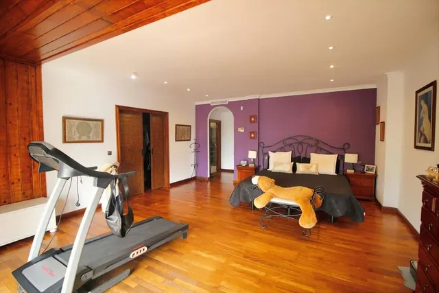 Villa Exclusiva con Vistas Panorámicas en Benalmádena — 9