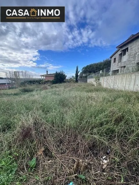 Venta de terreno urbano en zona residencial - foto 2