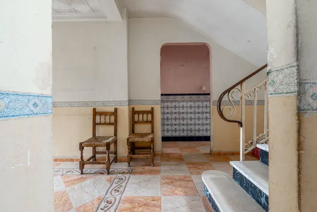 SE VENDE CASA CON UNA PARCELA DE 461 m2 (EN EL CENTRO DE LOS OGÍJARES). — 14
