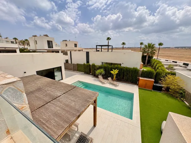 Villa 3 habitaciones 125m² en venta - Comunidad valenciana — 38