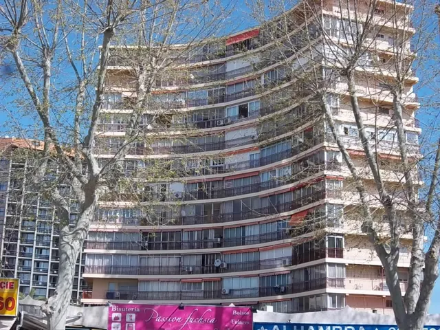 Apartamento de un dormitorio, baño y aseo en 2ª línea playa Levante www.inmobiliarialesdunes.com — 14