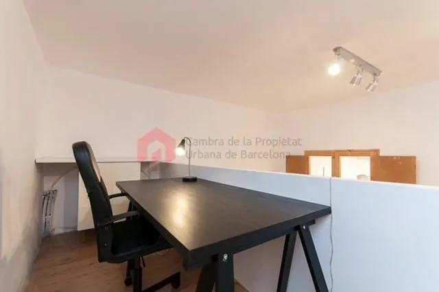 Vivienda con terraza en Santa Caterina i la Ribera con rentabilidad — 27