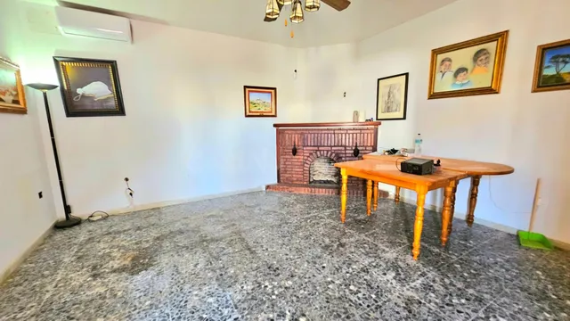 CASA INDEPENDIENTE DE 4 DORMITORIOS    PLAYA DE REGLA — 2