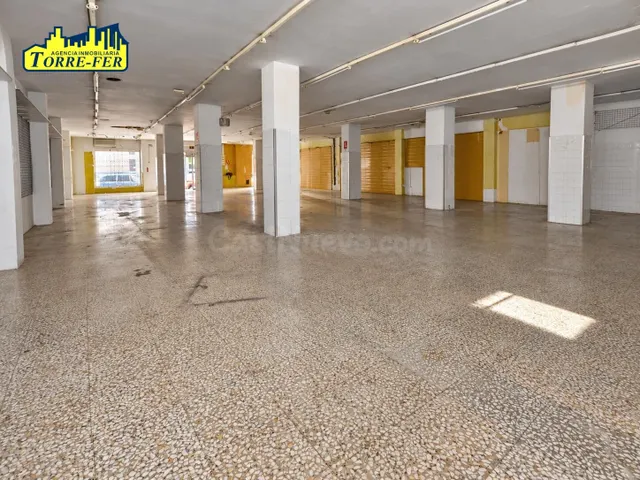LOCAL COMERCIAL DE 406 M2 EN C/GERONA. - foto 5
