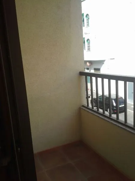 San Isidro Piso 2 habitaciones con vistas plaza garaje y trastero — 3