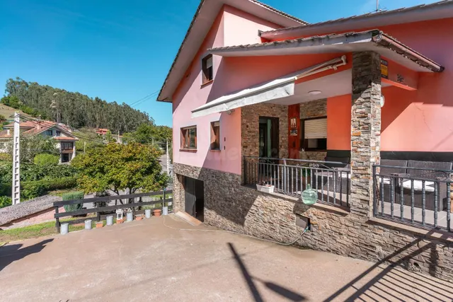 Precioso chalet en un entorno rural con gran parcela a solo 10 minutos de Oviedo — 3