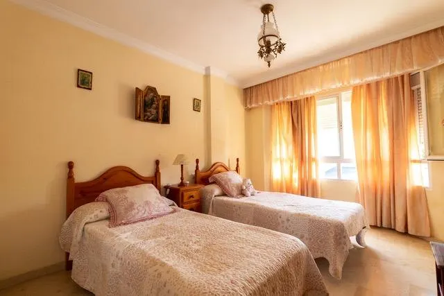 Oportunidad única de vivir junto al mar en una ubicación inmejorable. | CABANILLAS REAL ESTATE — 18