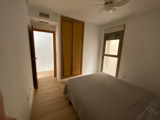 ¡Amplio y Luminoso Piso en Pueblo de San Juan! — 15
