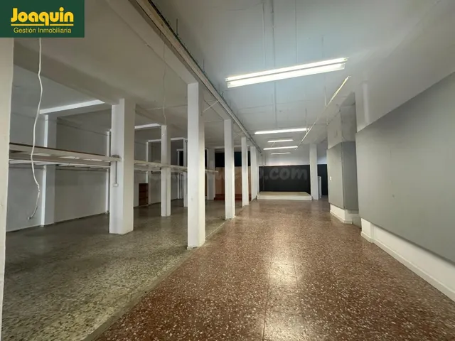 GRAN LOCAL ZONA ALMOGAVARES. - foto 4