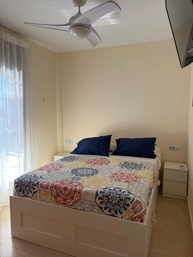 Apartamento con vistas panorámicas y plaza de parking en Los Collados — 17