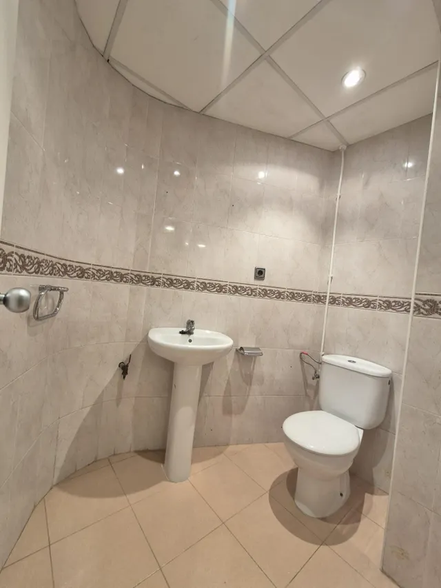 CÉNTRICO LOCAL COMERCIAL DE 94M2 — 8
