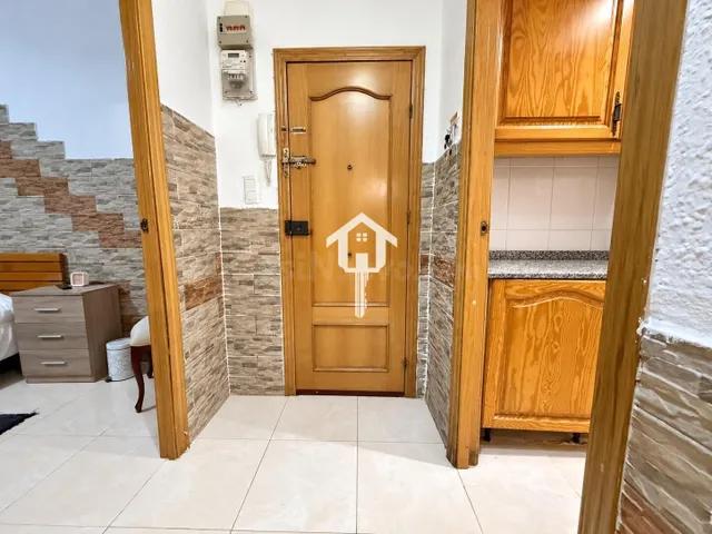 PISO EN VENTA EN ALICANTE, ZONA DE PRINCESA MERCEDES. 67m2 , - foto 2
