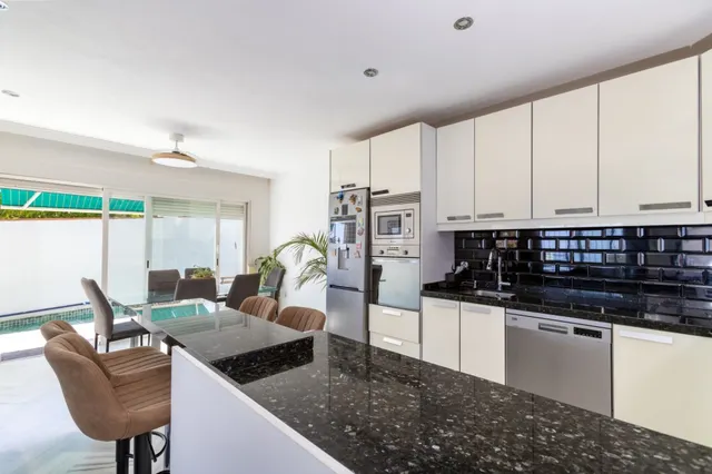 Casa-Chalet en Venta en Benalmadena Málaga — 12