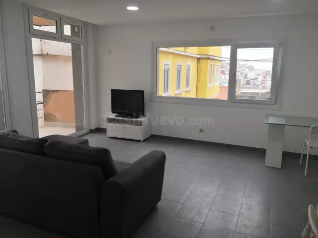Casa con 2 apartamentos en Malpica, reformados y listos para - foto 4