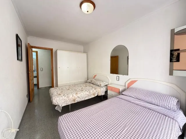 Apartamento 2 habitaciones 84m² en venta - Estacion de autobuses — 11