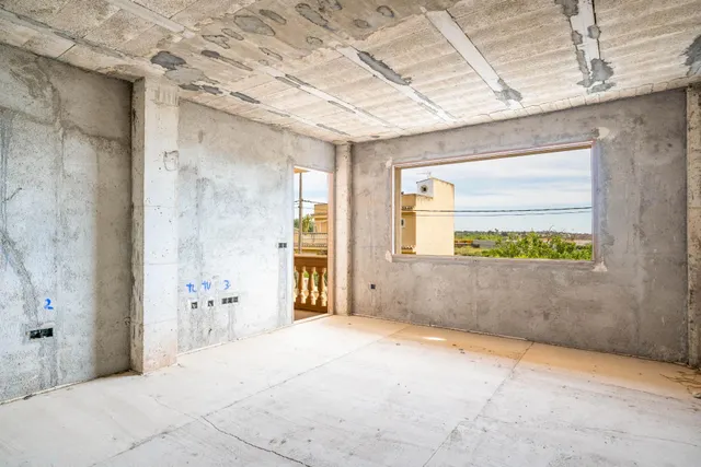 Edificio en María de la Salud en construcción. — 39