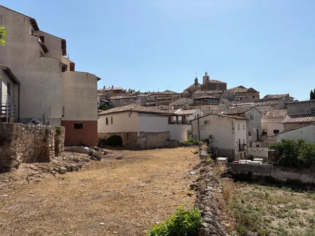 Solar urbano en Pastrana — 3
