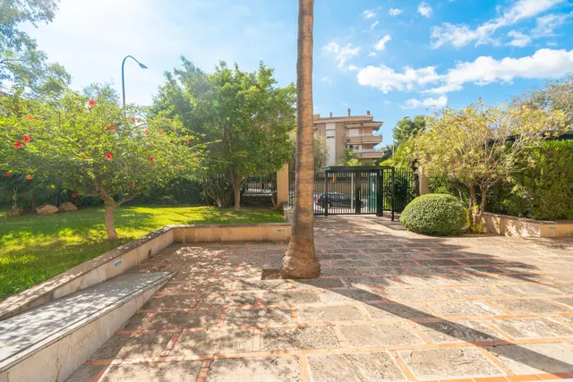 Exclusiva vivienda de alto standing con amplias terrazas, piscina y gran potencial en Son Dameto, Palma — 41