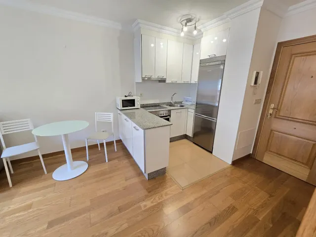 VIVIENDA IMPECABLE CON GARAJE Y BODEGA — 14