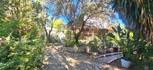Finca rústica en Alcolea del Río con piscina, placas solares y 5.000 m2 — 14