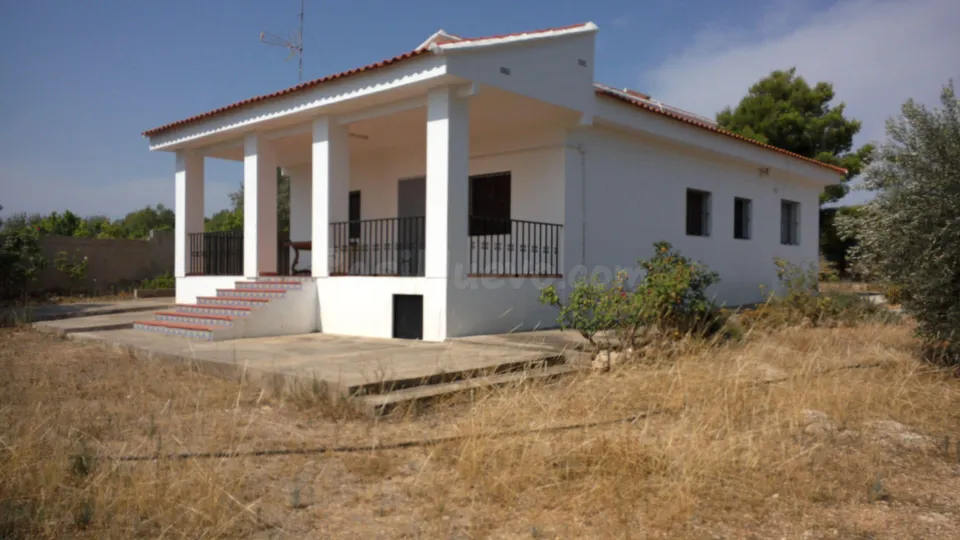 Venta de Chalet en PG POLÍGONO 16  Pedralba (Valencia)