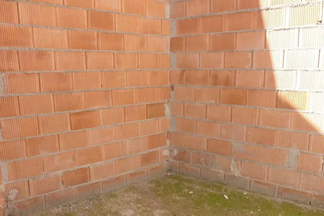 Se vende cochera con muchas posibilidades — 5