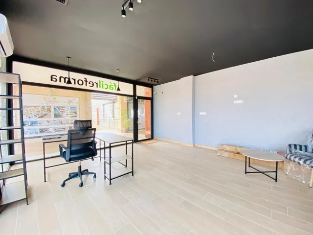 Local comercial 81m² en venta - Villamartín-Las Filipinas — 24