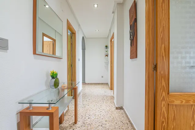 ASCENSOR, 3 habitaciones, 2 BAÑOS, PLAZA DE GARAJE Y TRASTERO Y BALCÓN — 15