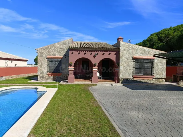 CHALET EN RANA VERDE — 3