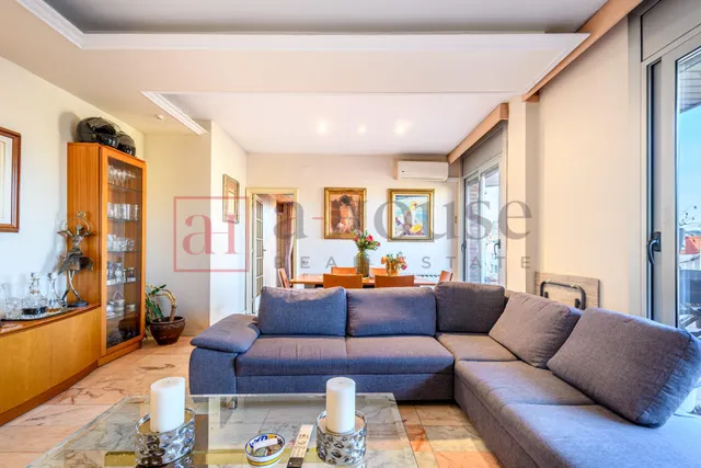 Ático esquinero con terraza de 125m2 y vistas panorámicas a toda Barcelona en sant antoni — 8