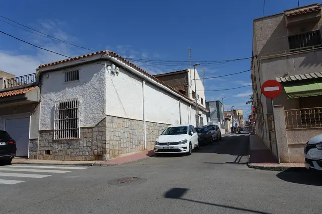 LOCAL-NAVE COMERCIAL - foto 2