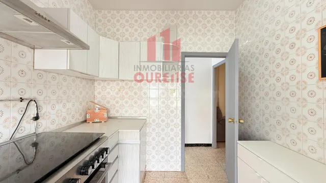 VIVIENDA CON ASCENSOR EN LA ZONA DE O COUTO - foto 3