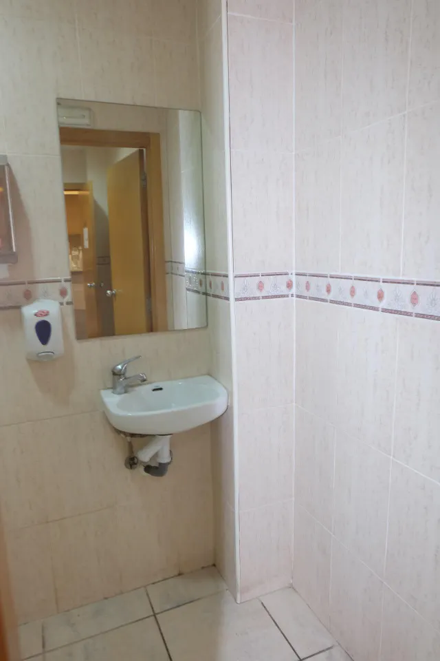 Local en venta en calle José Maria Bayarri de Valencia — 6