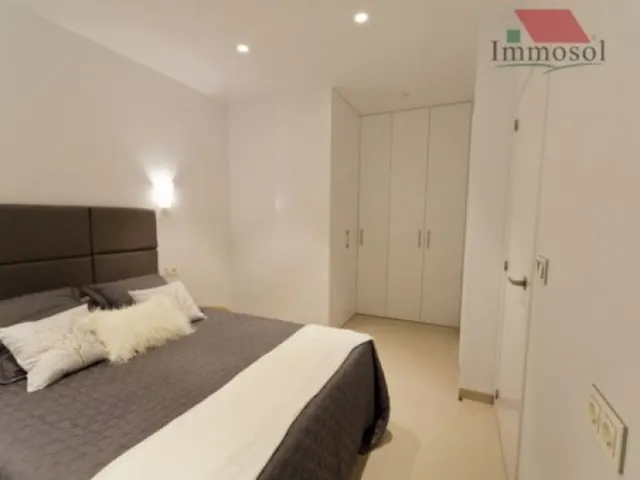 MAGNÍFICA VILLA EN LA MARINA, A PIE DE PLAYA — 13